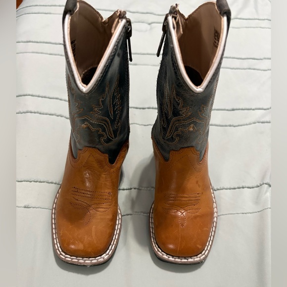 TD Western Cowboy Boots - Picture 2 of 6